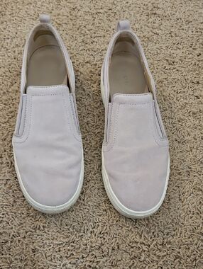 Vionic Slip-On Suede Sneakers in Light Mauve